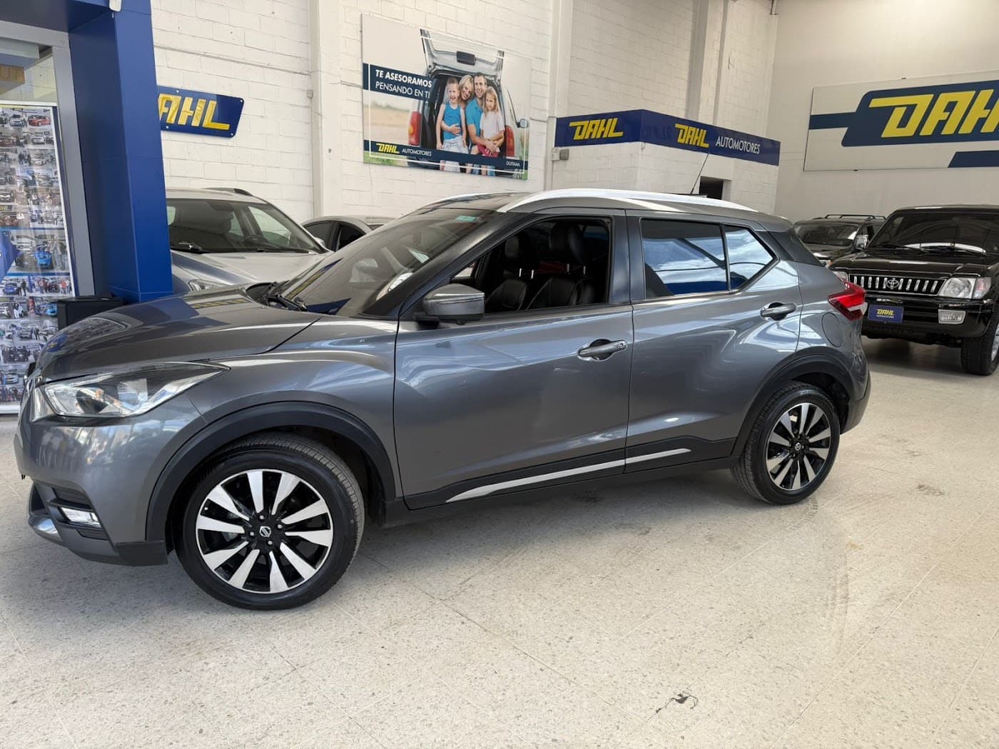 Nissan Kicks Gris 2019
