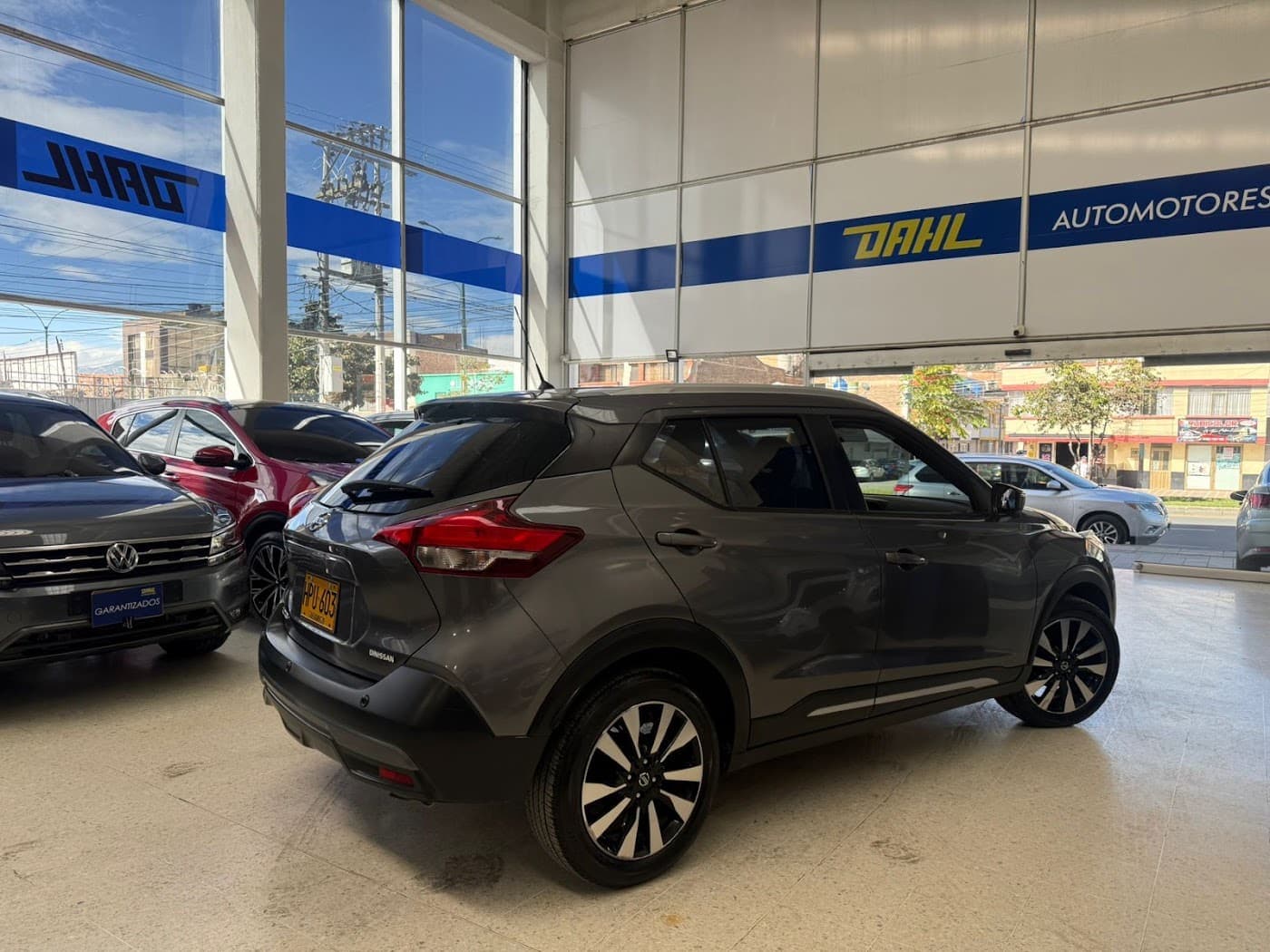 Nissan Kicks Gris 2019